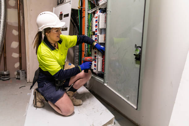 Best Emergency Electrician Near Me  in Trenton, FL
